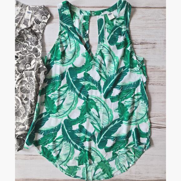 Old Navy Summer Tank Top Blouse Bundle sz XS - Picture 4 of 5
